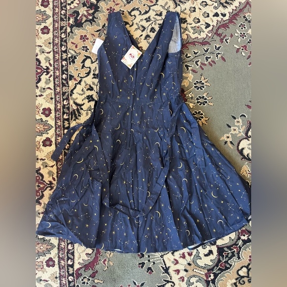 Heart of Haute Celeste Dress - Picture 6 of 6